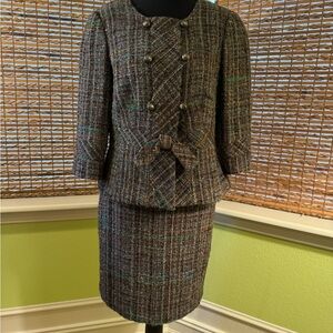 Trina Turk Elegant Plaid Women's Skirt Suit
